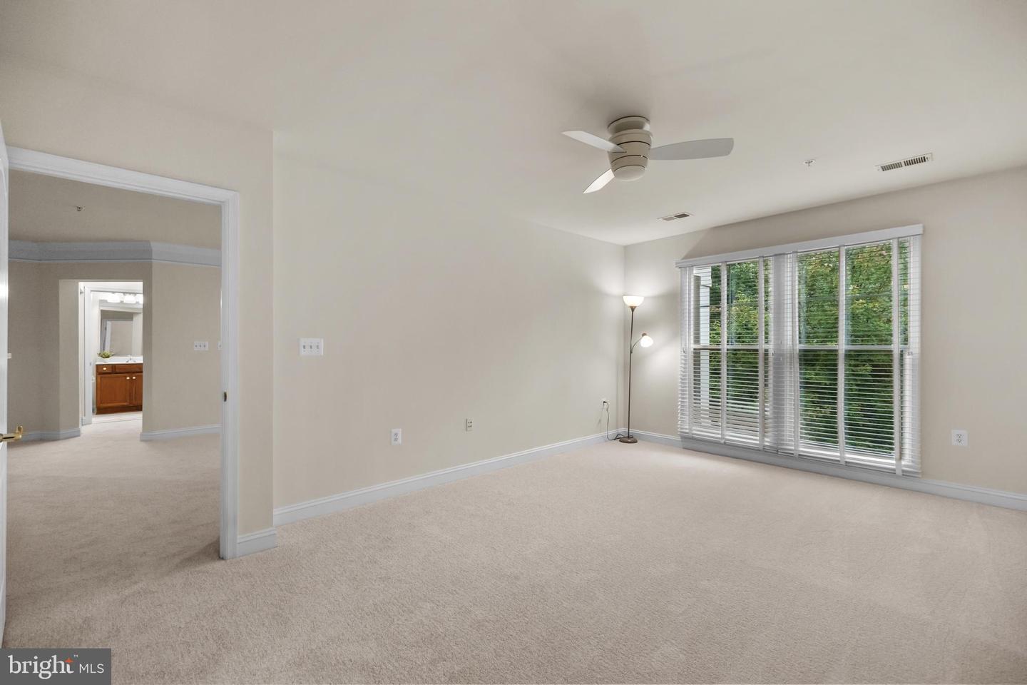 2905 SAINTSBURY PLZ #315, FAIRFAX, Virginia 22031, 2 Bedrooms Bedrooms, ,2 BathroomsBathrooms,Residential,For sale,2905 SAINTSBURY PLZ #315,VAFX2265804 MLS # VAFX2265804