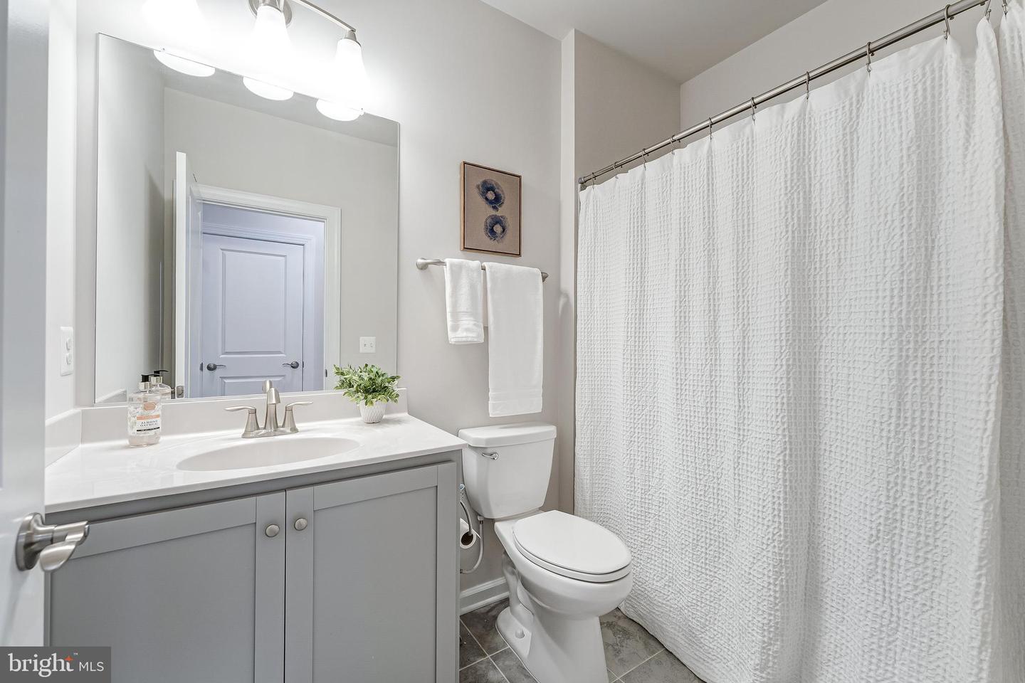 45116 ADMIRAL DR, STERLING, Virginia 20166, 3 Bedrooms Bedrooms, ,2 BathroomsBathrooms,Residential,For sale,45116 ADMIRAL DR,VALO2106546 MLS # VALO2106546