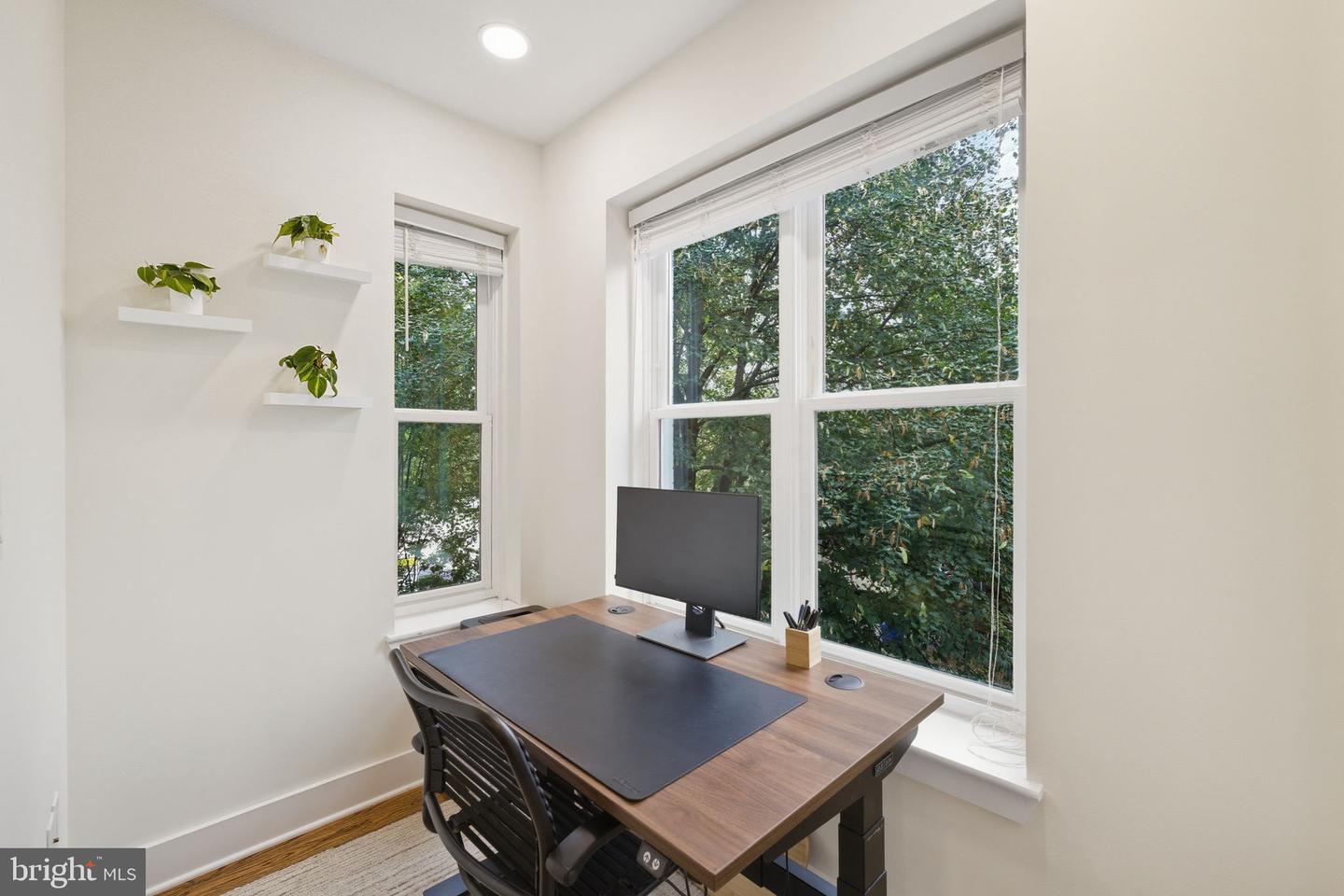 1011 IRVING ST NW, WASHINGTON, District Of Columbia 20010, 3 Bedrooms Bedrooms, ,3 BathroomsBathrooms,Residential,For sale,1011 IRVING ST NW,DCDC2222242 MLS # DCDC2222242