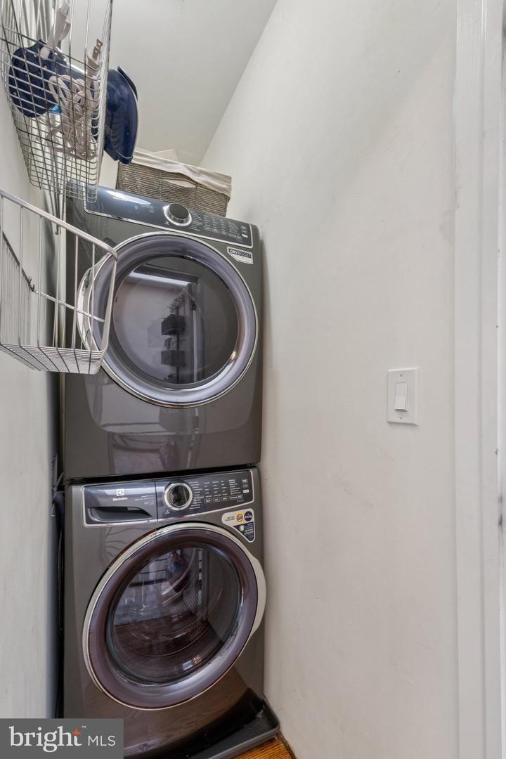 1011 IRVING ST NW, WASHINGTON, District Of Columbia 20010, 3 Bedrooms Bedrooms, ,3 BathroomsBathrooms,Residential,For sale,1011 IRVING ST NW,DCDC2222242 MLS # DCDC2222242