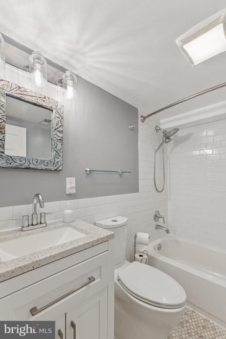 1011 IRVING ST NW, WASHINGTON, District Of Columbia 20010, 3 Bedrooms Bedrooms, ,3 BathroomsBathrooms,Residential,For sale,1011 IRVING ST NW,DCDC2222242 MLS # DCDC2222242