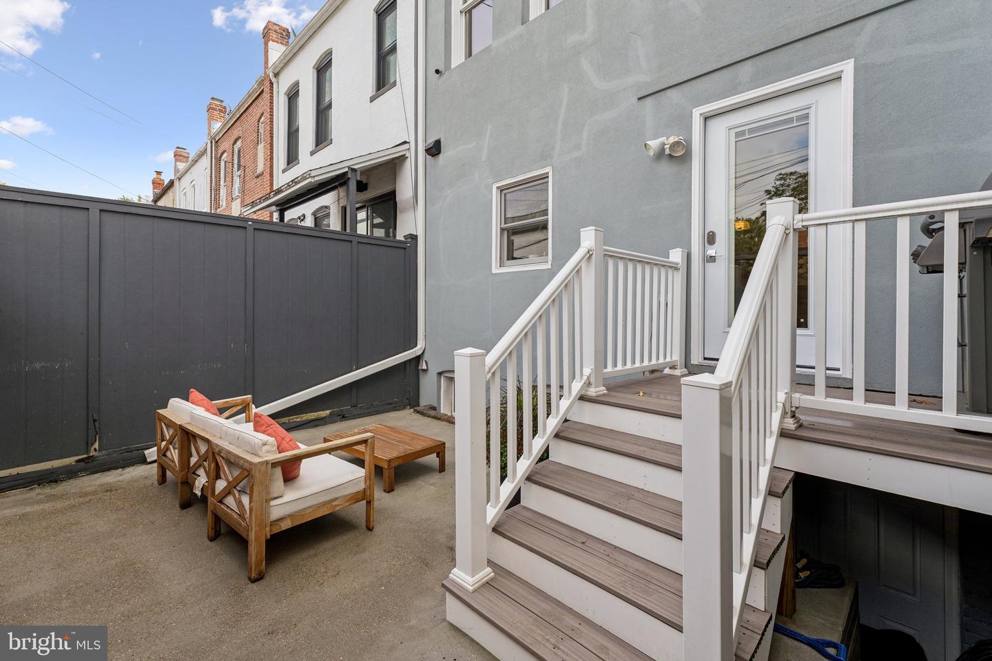 1011 IRVING ST NW, WASHINGTON, District Of Columbia 20010, 3 Bedrooms Bedrooms, ,3 BathroomsBathrooms,Residential,For sale,1011 IRVING ST NW,DCDC2222242 MLS # DCDC2222242