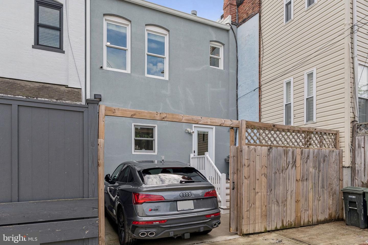 1011 IRVING ST NW, WASHINGTON, District Of Columbia 20010, 3 Bedrooms Bedrooms, ,3 BathroomsBathrooms,Residential,For sale,1011 IRVING ST NW,DCDC2222242 MLS # DCDC2222242