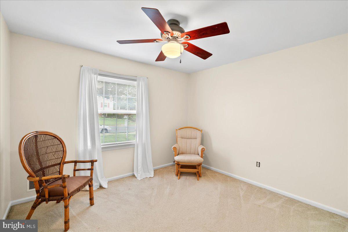 8105 GALE ST, ANNANDALE, Virginia 22003, 5 Bedrooms Bedrooms, ,3 BathroomsBathrooms,Residential,For sale,8105 GALE ST,VAFX2268026 MLS # VAFX2268026