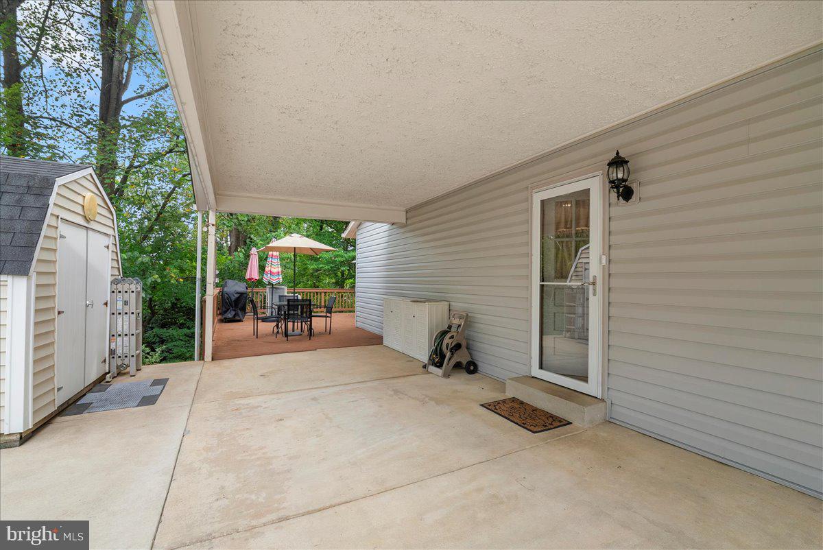 8105 GALE ST, ANNANDALE, Virginia 22003, 5 Bedrooms Bedrooms, ,3 BathroomsBathrooms,Residential,For sale,8105 GALE ST,VAFX2268026 MLS # VAFX2268026