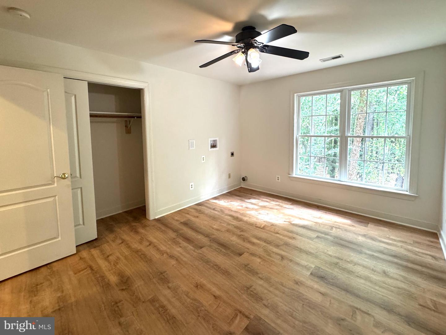 11000 FARMVIEW WAY, SPOTSYLVANIA, Virginia 22551, 4 Bedrooms Bedrooms, ,2 BathroomsBathrooms,Residential,For sale,11000 FARMVIEW WAY,VASP2036336 MLS # VASP2036336
