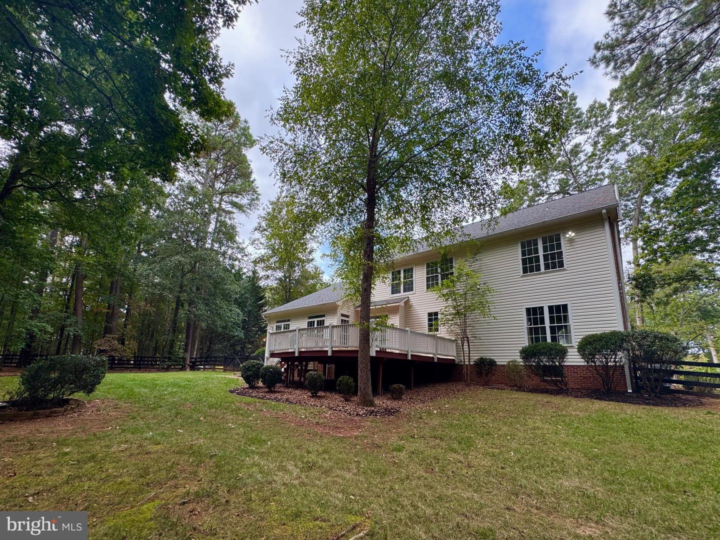 11000 FARMVIEW WAY, SPOTSYLVANIA, Virginia 22551, 4 Bedrooms Bedrooms, ,2 BathroomsBathrooms,Residential,For sale,11000 FARMVIEW WAY,VASP2036336 MLS # VASP2036336