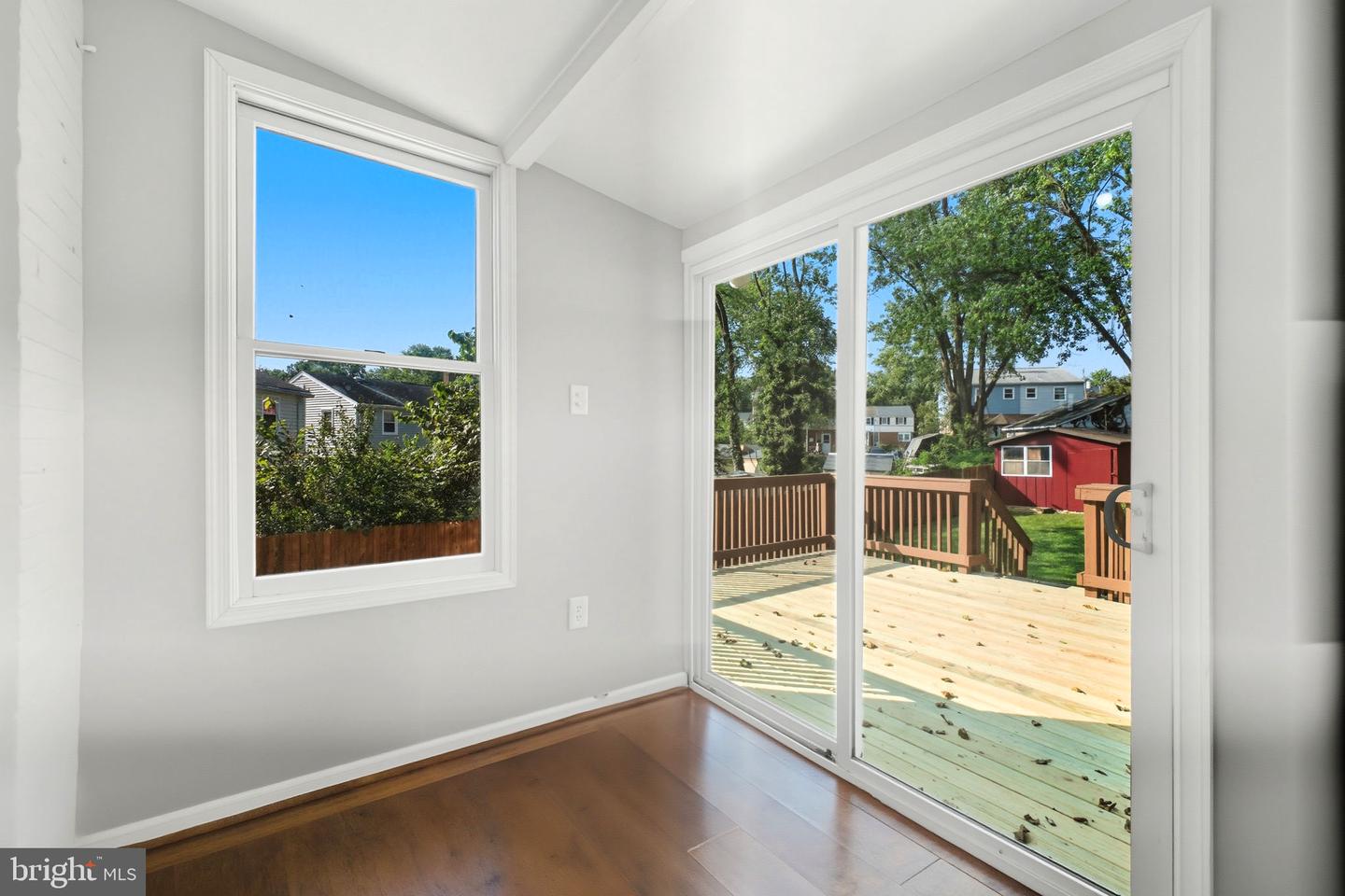 6942 UNIVERSITY DR, ALEXANDRIA, Virginia 22307, 2 Bedrooms Bedrooms, ,2 BathroomsBathrooms,Residential,For sale,6942 UNIVERSITY DR,VAFX2268226 MLS # VAFX2268226