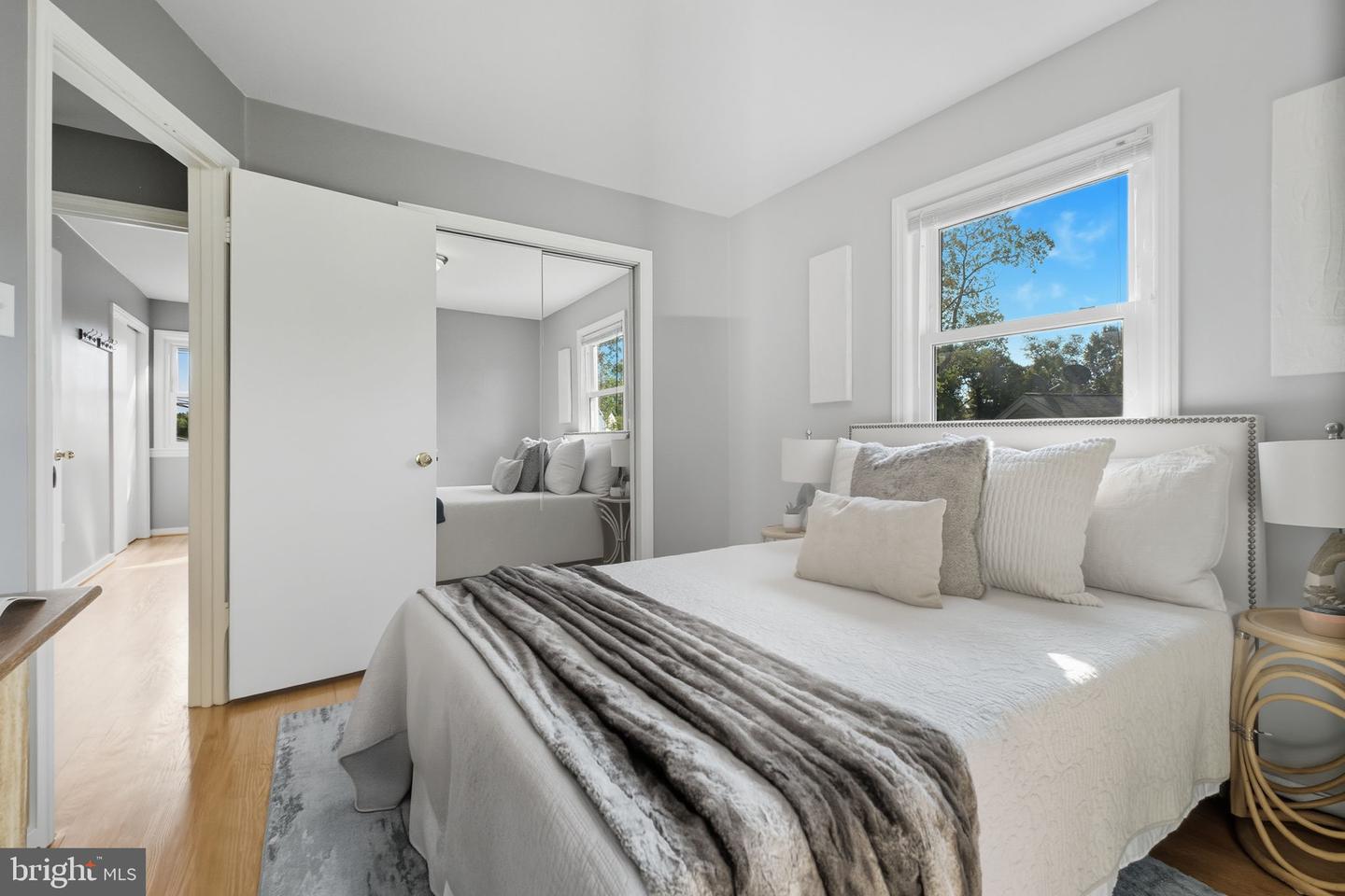 6942 UNIVERSITY DR, ALEXANDRIA, Virginia 22307, 2 Bedrooms Bedrooms, ,2 BathroomsBathrooms,Residential,For sale,6942 UNIVERSITY DR,VAFX2268226 MLS # VAFX2268226