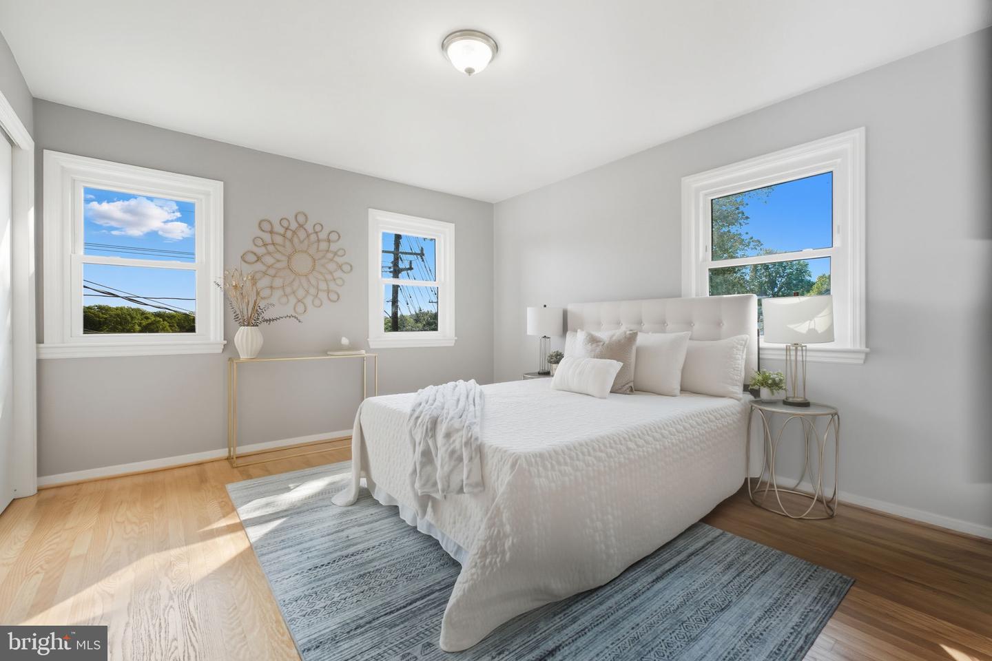 6942 UNIVERSITY DR, ALEXANDRIA, Virginia 22307, 2 Bedrooms Bedrooms, ,2 BathroomsBathrooms,Residential,For sale,6942 UNIVERSITY DR,VAFX2268226 MLS # VAFX2268226