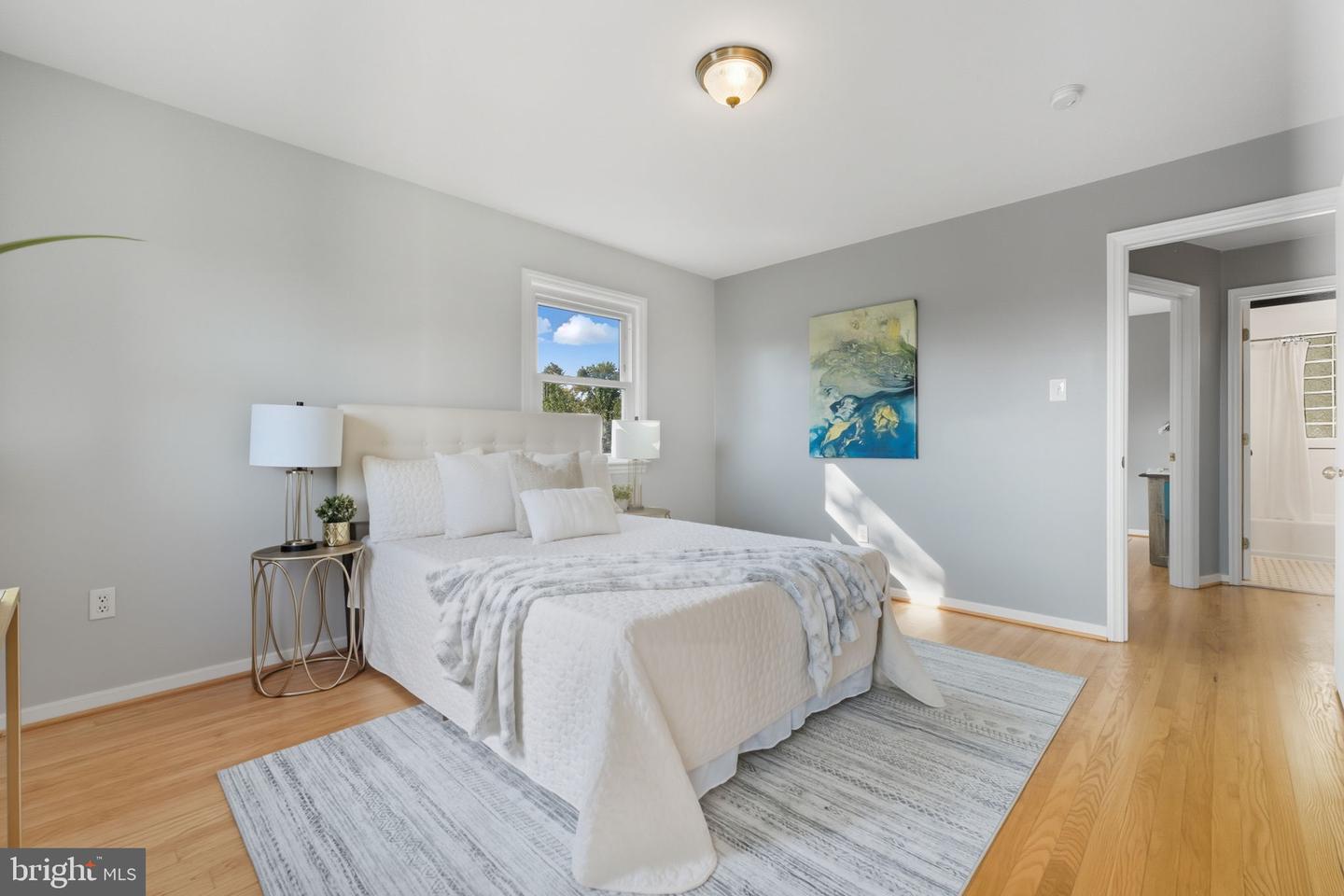 6942 UNIVERSITY DR, ALEXANDRIA, Virginia 22307, 2 Bedrooms Bedrooms, ,2 BathroomsBathrooms,Residential,For sale,6942 UNIVERSITY DR,VAFX2268226 MLS # VAFX2268226