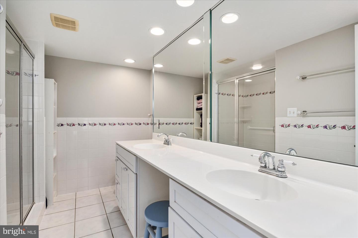 1330 NEW HAMPSHIRE AVE NW #801, WASHINGTON, District Of Columbia 20036, 2 Bedrooms Bedrooms, 6 Rooms Rooms,2 BathroomsBathrooms,Residential,For sale,1330 NEW HAMPSHIRE AVE NW #801,DCDC2223328 MLS # DCDC2223328