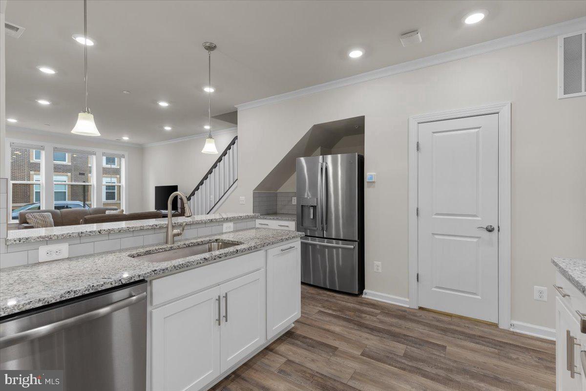 20692 WOOD QUAY DR, STERLING, Virginia 20166, 3 Bedrooms Bedrooms, ,2 BathroomsBathrooms,Residential,For sale,20692 WOOD QUAY DR,VALO2107298 MLS # VALO2107298