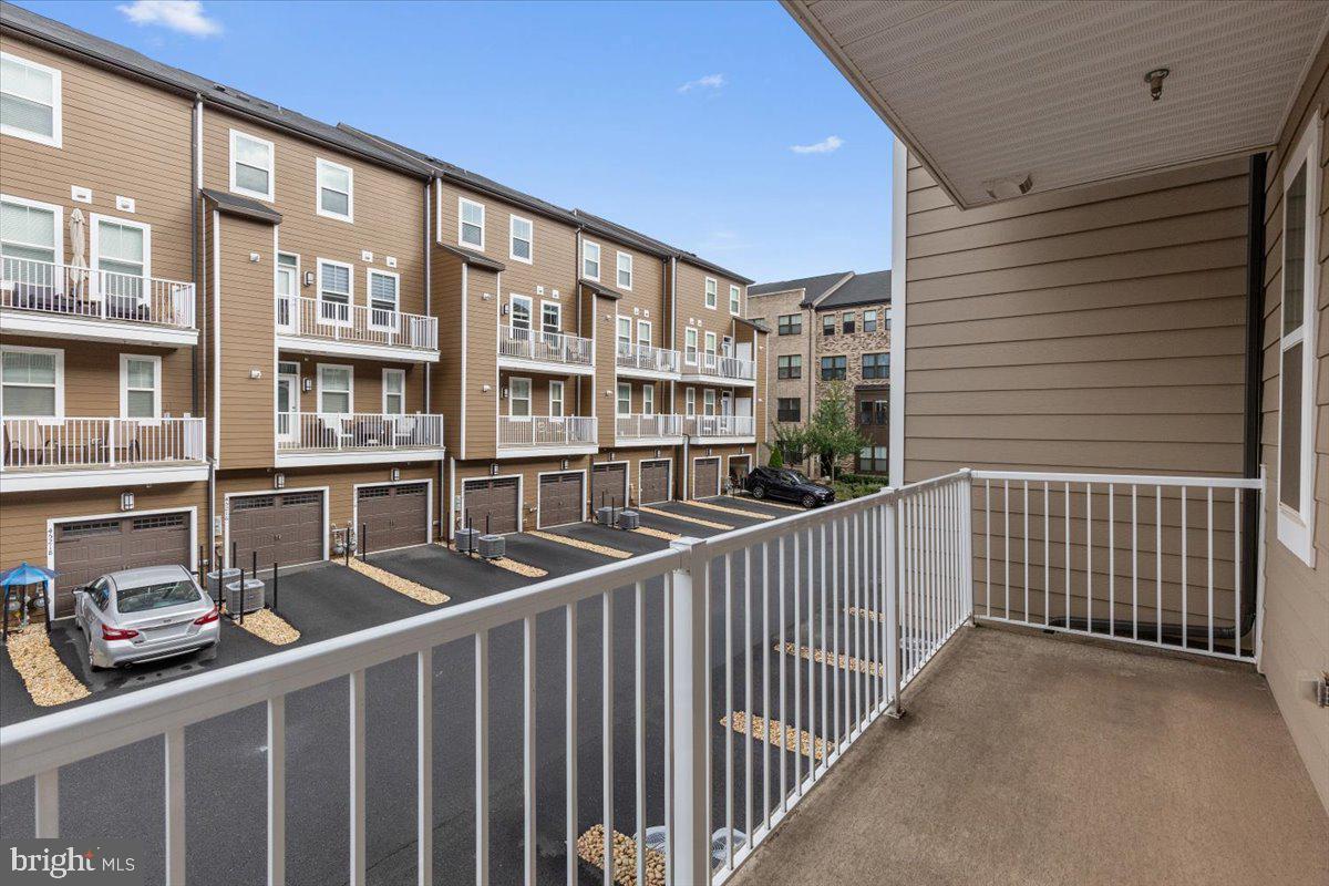 20692 WOOD QUAY DR, STERLING, Virginia 20166, 3 Bedrooms Bedrooms, ,2 BathroomsBathrooms,Residential,For sale,20692 WOOD QUAY DR,VALO2107298 MLS # VALO2107298