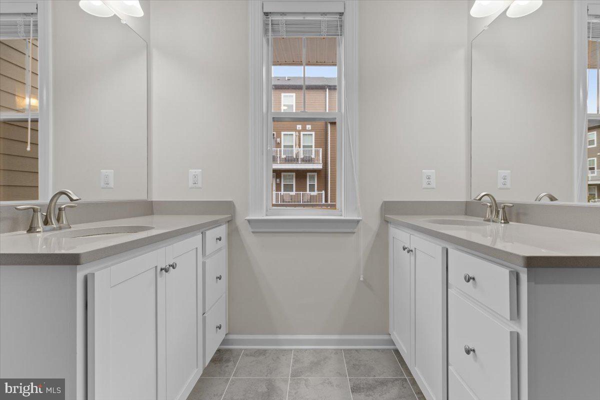 20692 WOOD QUAY DR, STERLING, Virginia 20166, 3 Bedrooms Bedrooms, ,2 BathroomsBathrooms,Residential,For sale,20692 WOOD QUAY DR,VALO2107298 MLS # VALO2107298