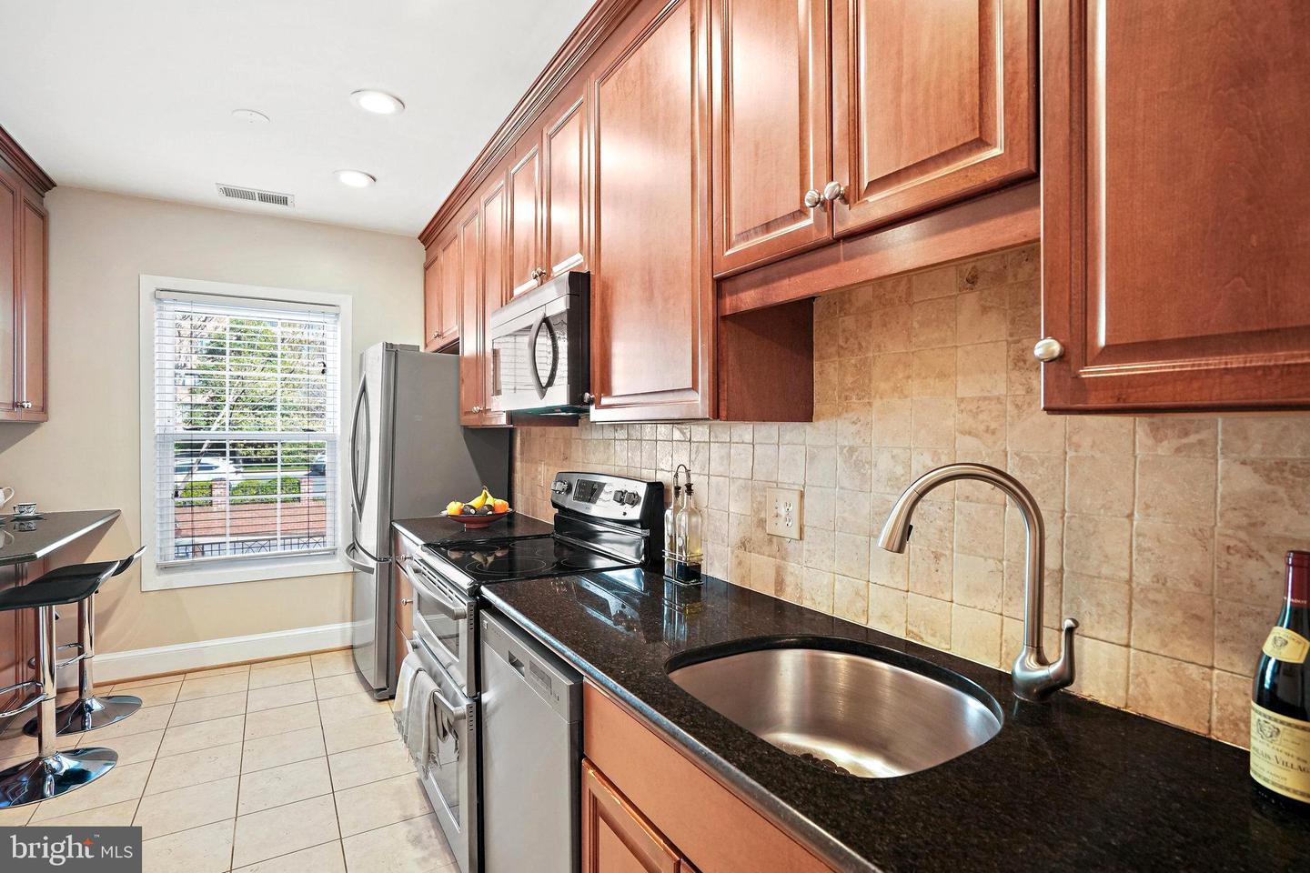 3275 SUTTON PL NW #A, WASHINGTON, District Of Columbia 20016, 2 Bedrooms Bedrooms, ,2 BathroomsBathrooms,Residential,For sale,3275 SUTTON PL NW #A,DCDC2223792 MLS # DCDC2223792