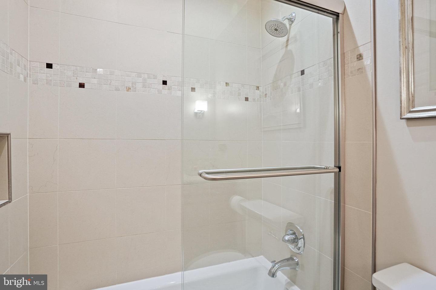 3275 SUTTON PL NW #A, WASHINGTON, District Of Columbia 20016, 2 Bedrooms Bedrooms, ,2 BathroomsBathrooms,Residential,For sale,3275 SUTTON PL NW #A,DCDC2223792 MLS # DCDC2223792