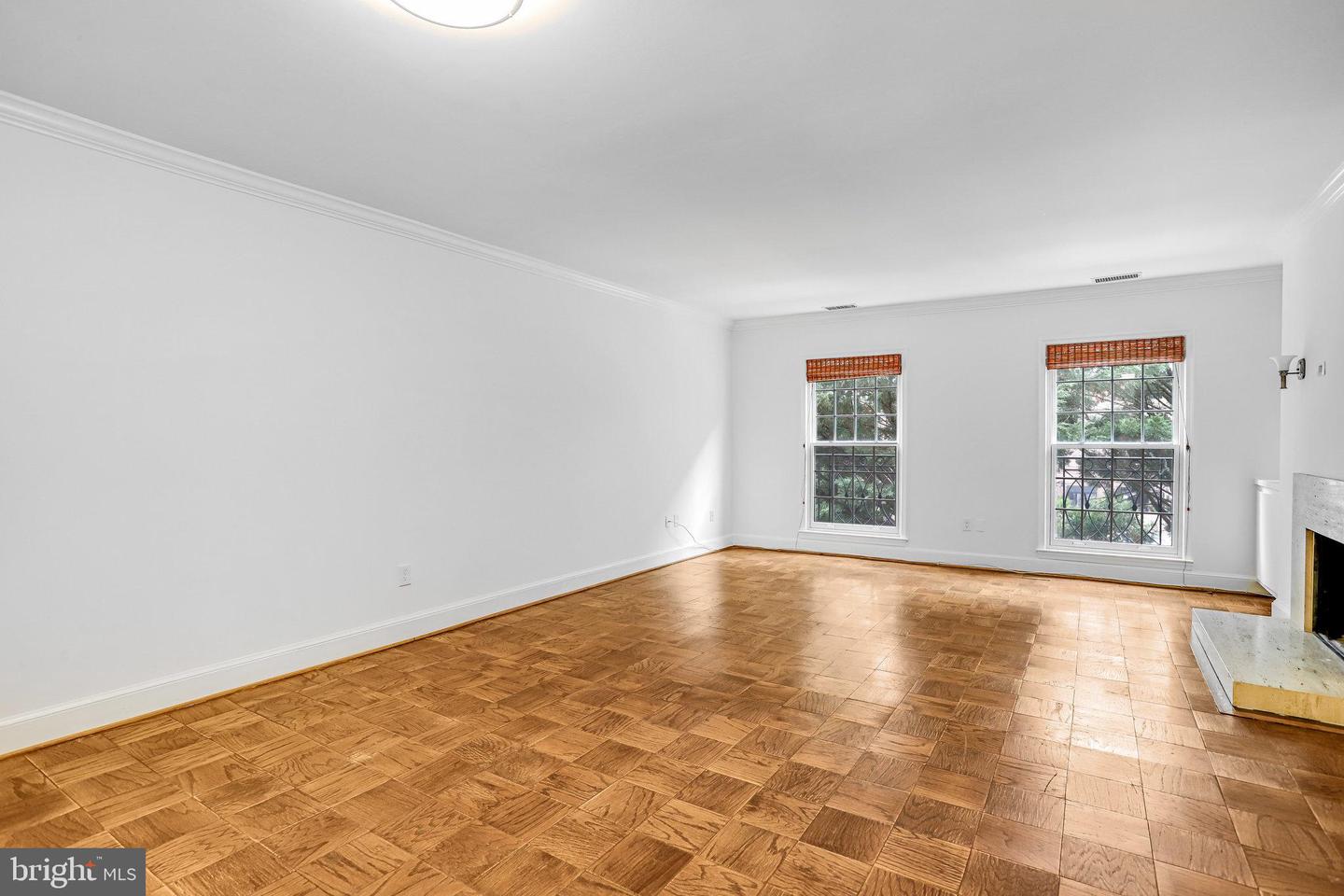 3275 SUTTON PL NW #A, WASHINGTON, District Of Columbia 20016, 2 Bedrooms Bedrooms, ,2 BathroomsBathrooms,Residential,For sale,3275 SUTTON PL NW #A,DCDC2223792 MLS # DCDC2223792