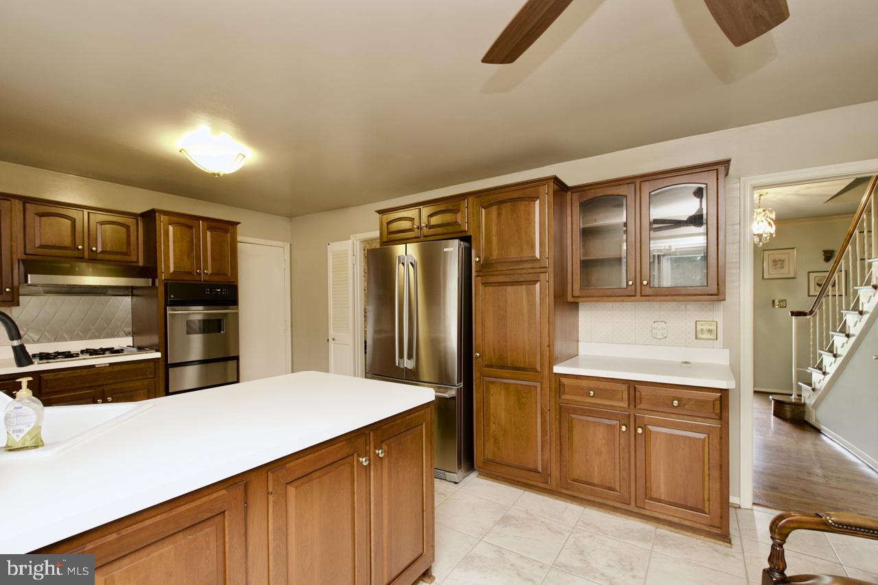 2801 MINTWOOD CT, WOODBRIDGE, Virginia 22192, 3 Bedrooms Bedrooms, ,2 BathroomsBathrooms,Residential,For sale,2801 MINTWOOD CT,VAPW2104672 MLS # VAPW2104672