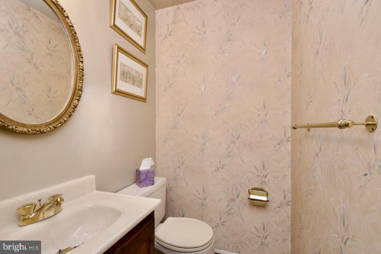 2801 MINTWOOD CT, WOODBRIDGE, Virginia 22192, 3 Bedrooms Bedrooms, ,2 BathroomsBathrooms,Residential,For sale,2801 MINTWOOD CT,VAPW2104672 MLS # VAPW2104672