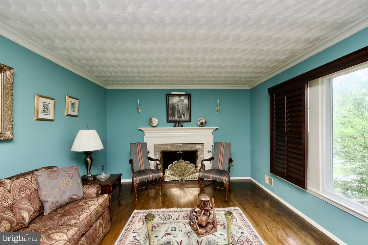 2801 MINTWOOD CT, WOODBRIDGE, Virginia 22192, 3 Bedrooms Bedrooms, ,2 BathroomsBathrooms,Residential,For sale,2801 MINTWOOD CT,VAPW2104672 MLS # VAPW2104672