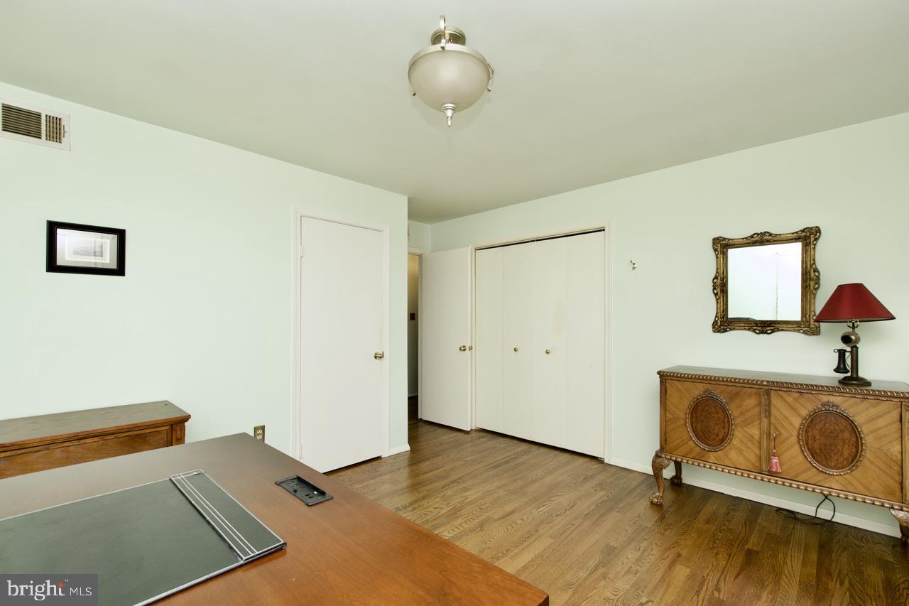 2801 MINTWOOD CT, WOODBRIDGE, Virginia 22192, 3 Bedrooms Bedrooms, ,2 BathroomsBathrooms,Residential,For sale,2801 MINTWOOD CT,VAPW2104672 MLS # VAPW2104672