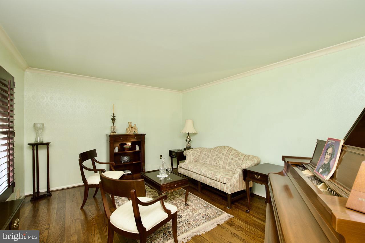 2801 MINTWOOD CT, WOODBRIDGE, Virginia 22192, 3 Bedrooms Bedrooms, ,2 BathroomsBathrooms,Residential,For sale,2801 MINTWOOD CT,VAPW2104672 MLS # VAPW2104672