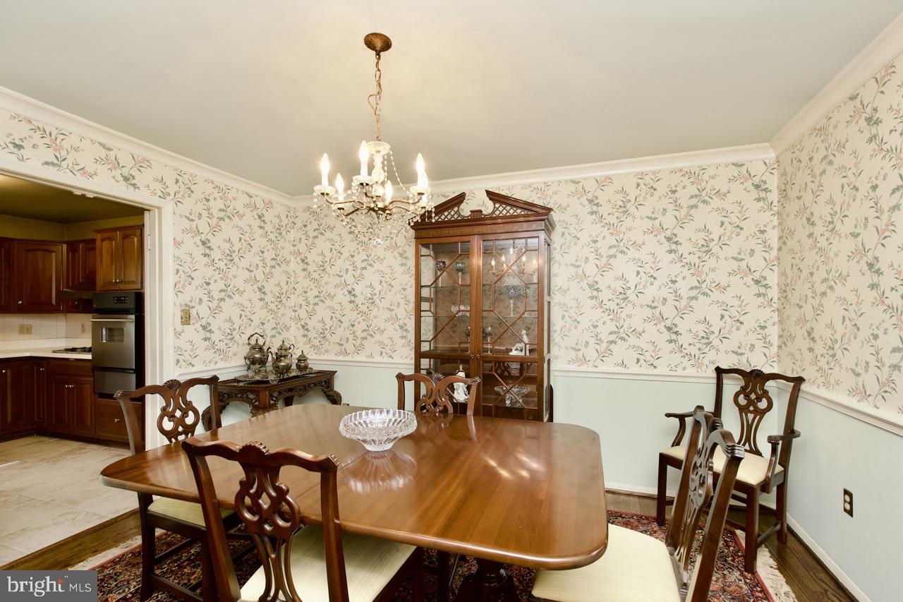 2801 MINTWOOD CT, WOODBRIDGE, Virginia 22192, 3 Bedrooms Bedrooms, ,2 BathroomsBathrooms,Residential,For sale,2801 MINTWOOD CT,VAPW2104672 MLS # VAPW2104672