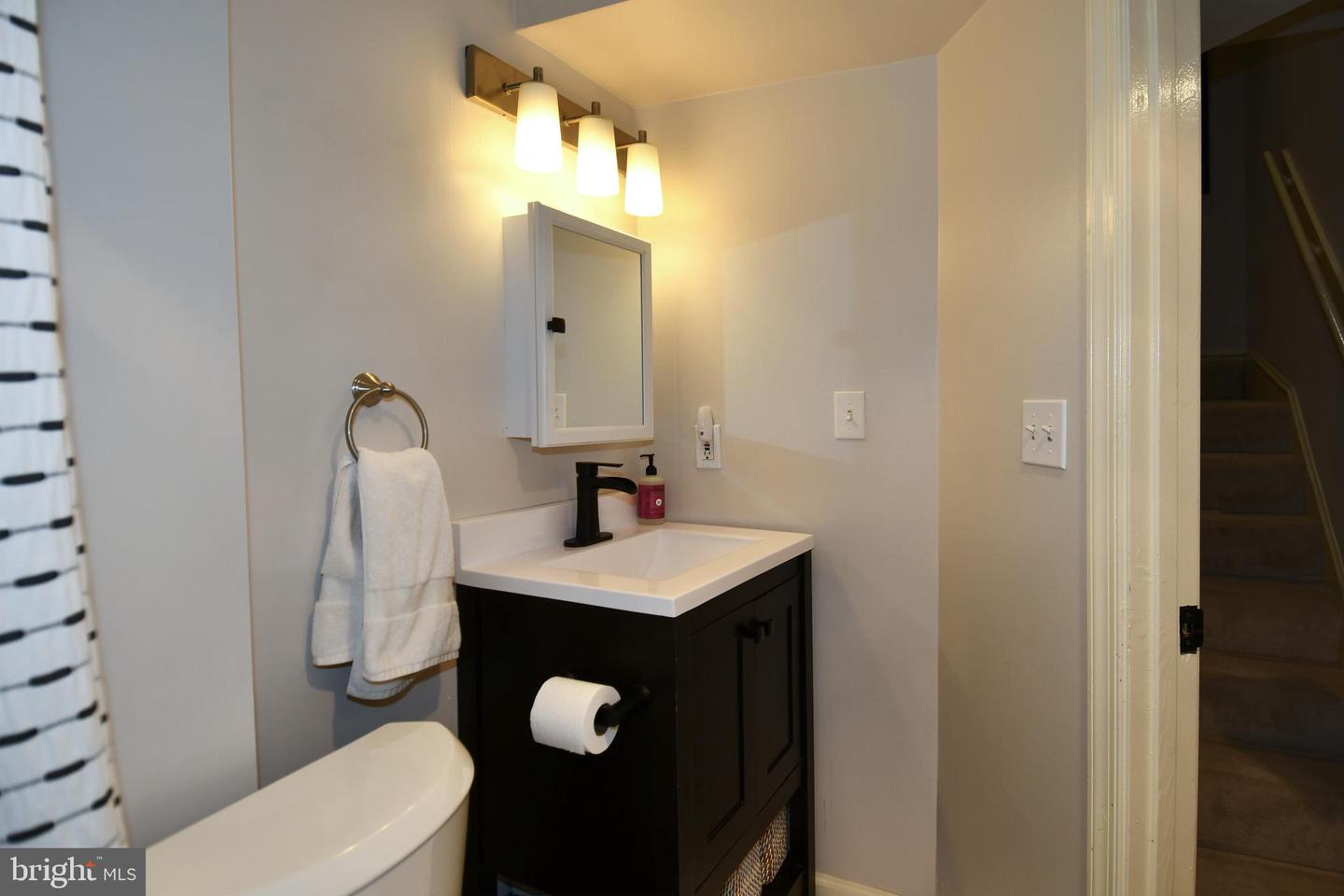 1731 WILLARD ST NW #105, WASHINGTON, District Of Columbia 20009, 1 Bedroom Bedrooms, ,2 BathroomsBathrooms,Residential,For sale,1731 WILLARD ST NW #105,DCDC2224040 MLS # DCDC2224040
