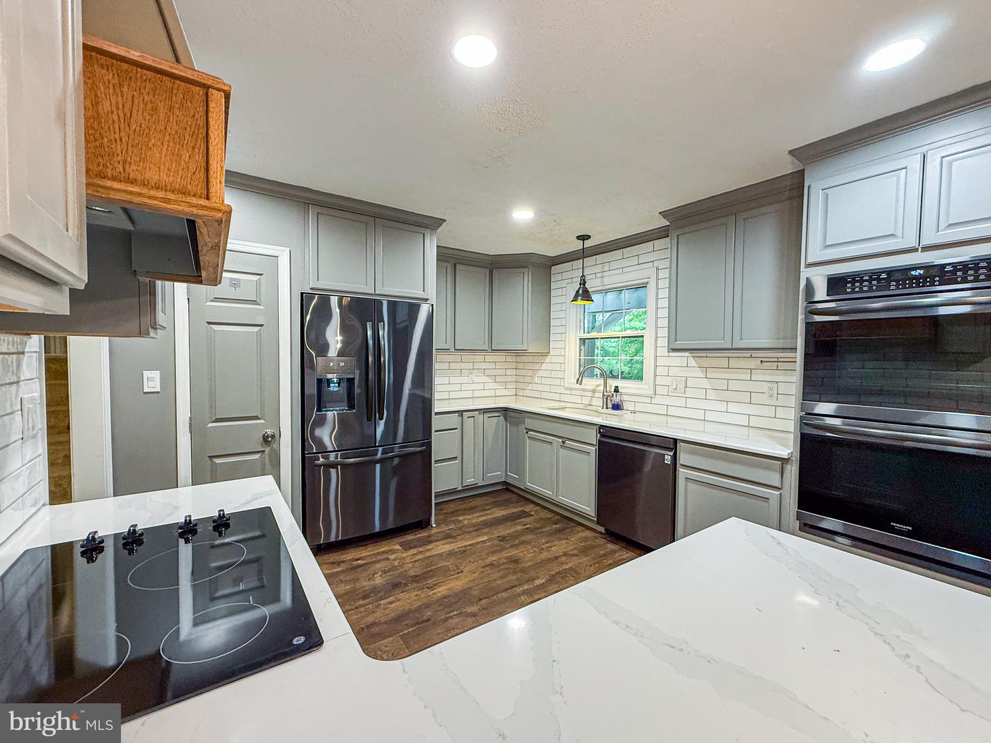 5 WICKHAM CT, FREDERICKSBURG, Virginia 22405, 3 Bedrooms Bedrooms, ,3 BathroomsBathrooms,Residential,For sale,5 WICKHAM CT,VAST2042924 MLS # VAST2042924