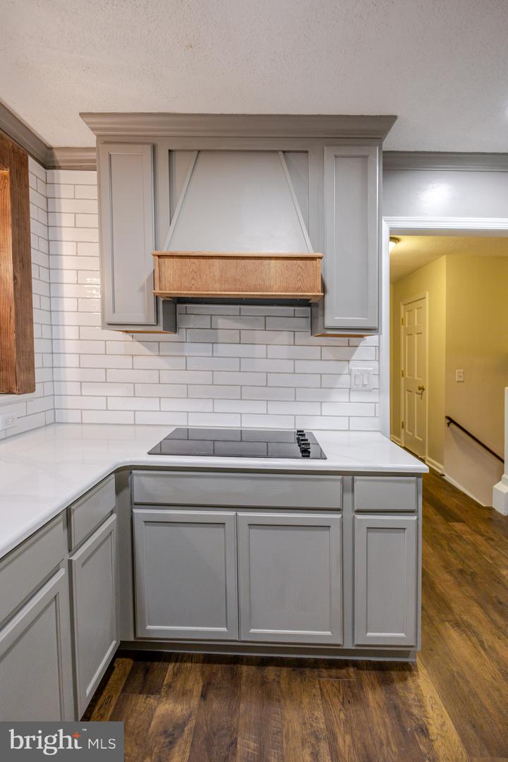 5 WICKHAM CT, FREDERICKSBURG, Virginia 22405, 3 Bedrooms Bedrooms, ,3 BathroomsBathrooms,Residential,For sale,5 WICKHAM CT,VAST2042924 MLS # VAST2042924