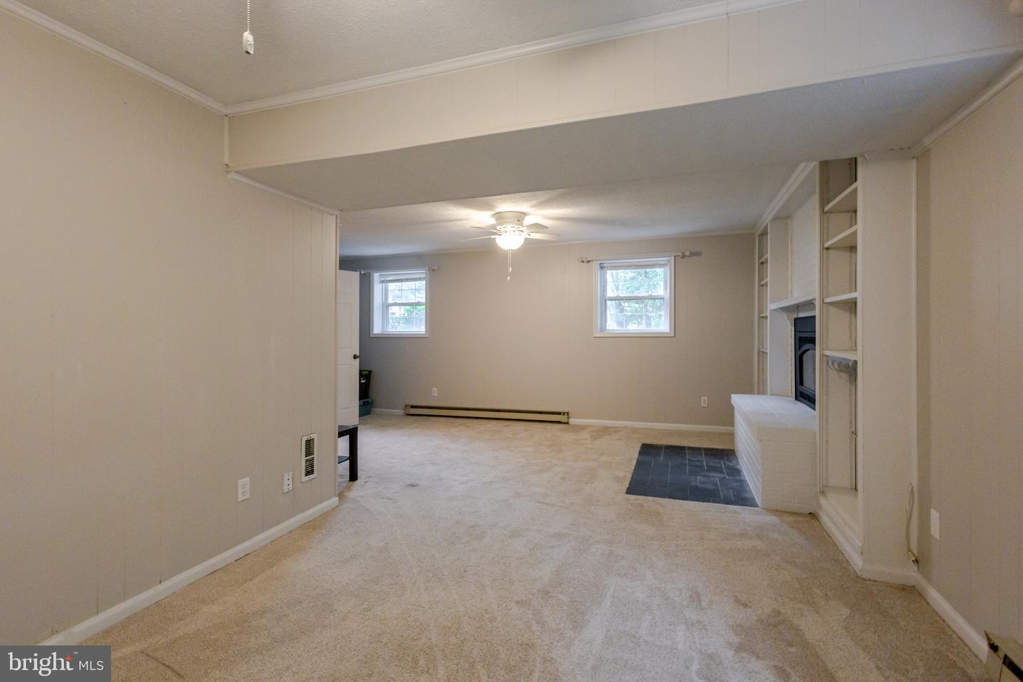 5 WICKHAM CT, FREDERICKSBURG, Virginia 22405, 3 Bedrooms Bedrooms, ,3 BathroomsBathrooms,Residential,For sale,5 WICKHAM CT,VAST2042924 MLS # VAST2042924