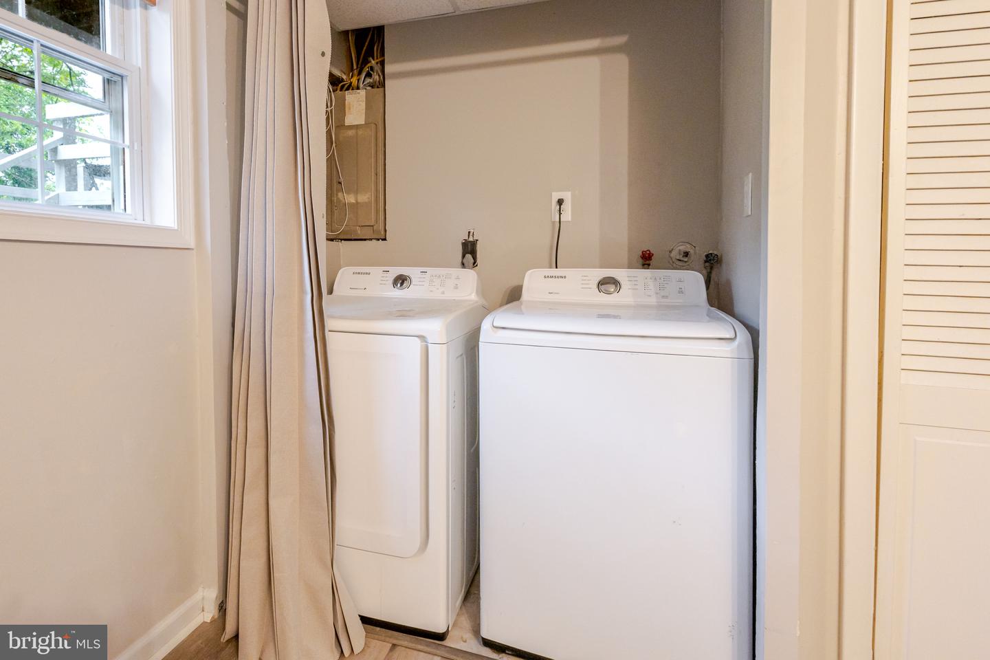 5 WICKHAM CT, FREDERICKSBURG, Virginia 22405, 3 Bedrooms Bedrooms, ,3 BathroomsBathrooms,Residential,For sale,5 WICKHAM CT,VAST2042924 MLS # VAST2042924