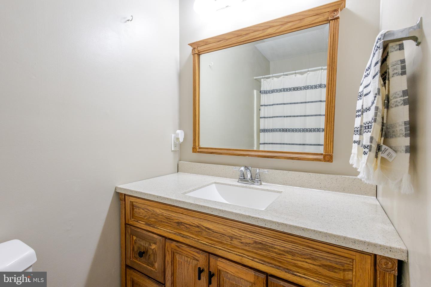5 WICKHAM CT, FREDERICKSBURG, Virginia 22405, 3 Bedrooms Bedrooms, ,3 BathroomsBathrooms,Residential,For sale,5 WICKHAM CT,VAST2042924 MLS # VAST2042924