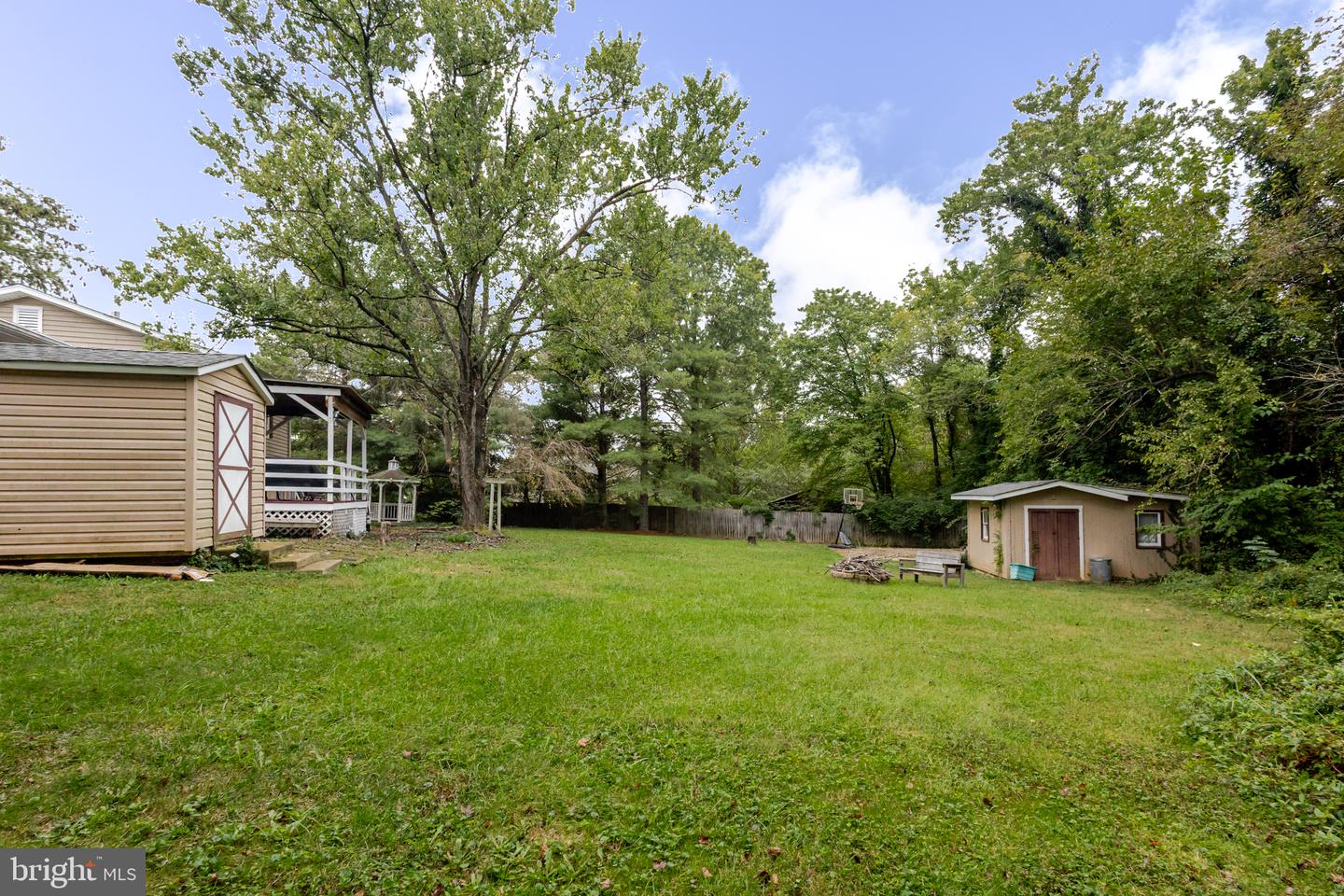 5 WICKHAM CT, FREDERICKSBURG, Virginia 22405, 3 Bedrooms Bedrooms, ,3 BathroomsBathrooms,Residential,For sale,5 WICKHAM CT,VAST2042924 MLS # VAST2042924