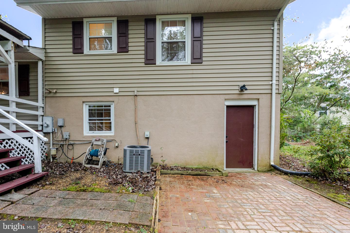 5 WICKHAM CT, FREDERICKSBURG, Virginia 22405, 3 Bedrooms Bedrooms, ,3 BathroomsBathrooms,Residential,For sale,5 WICKHAM CT,VAST2042924 MLS # VAST2042924