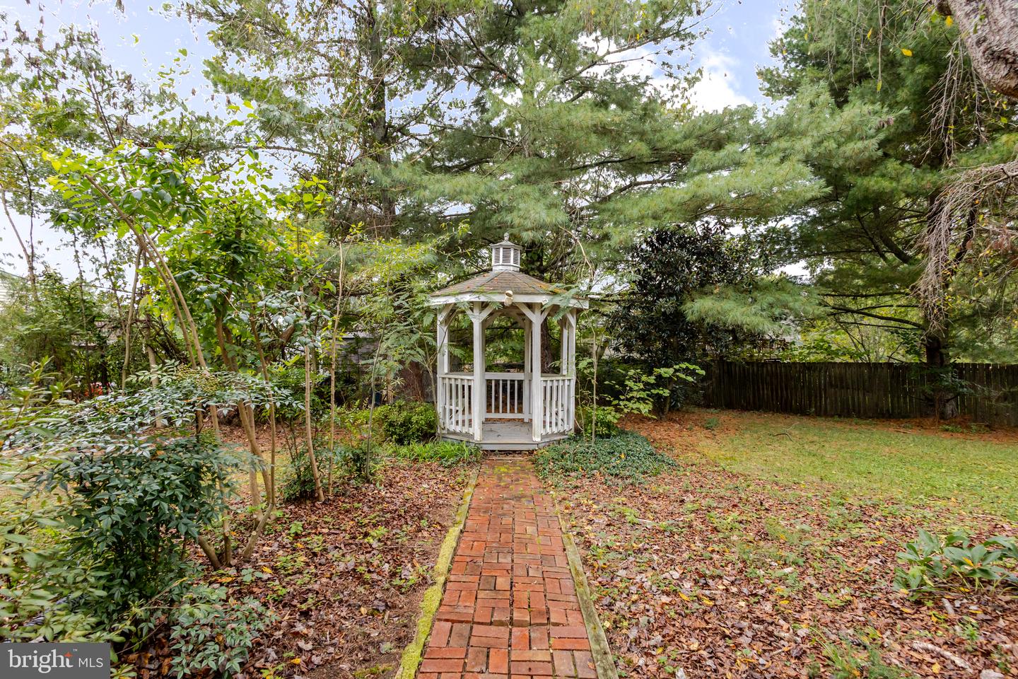 5 WICKHAM CT, FREDERICKSBURG, Virginia 22405, 3 Bedrooms Bedrooms, ,3 BathroomsBathrooms,Residential,For sale,5 WICKHAM CT,VAST2042924 MLS # VAST2042924