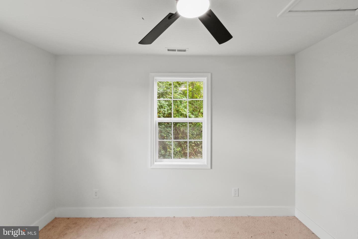 18084 MONROVIA RD W, ORANGE, Virginia 22960, 2 Bedrooms Bedrooms, 3 Rooms Rooms,1 BathroomBathrooms,Residential,For sale,18084 MONROVIA RD W,VAOR2012392 MLS # VAOR2012392