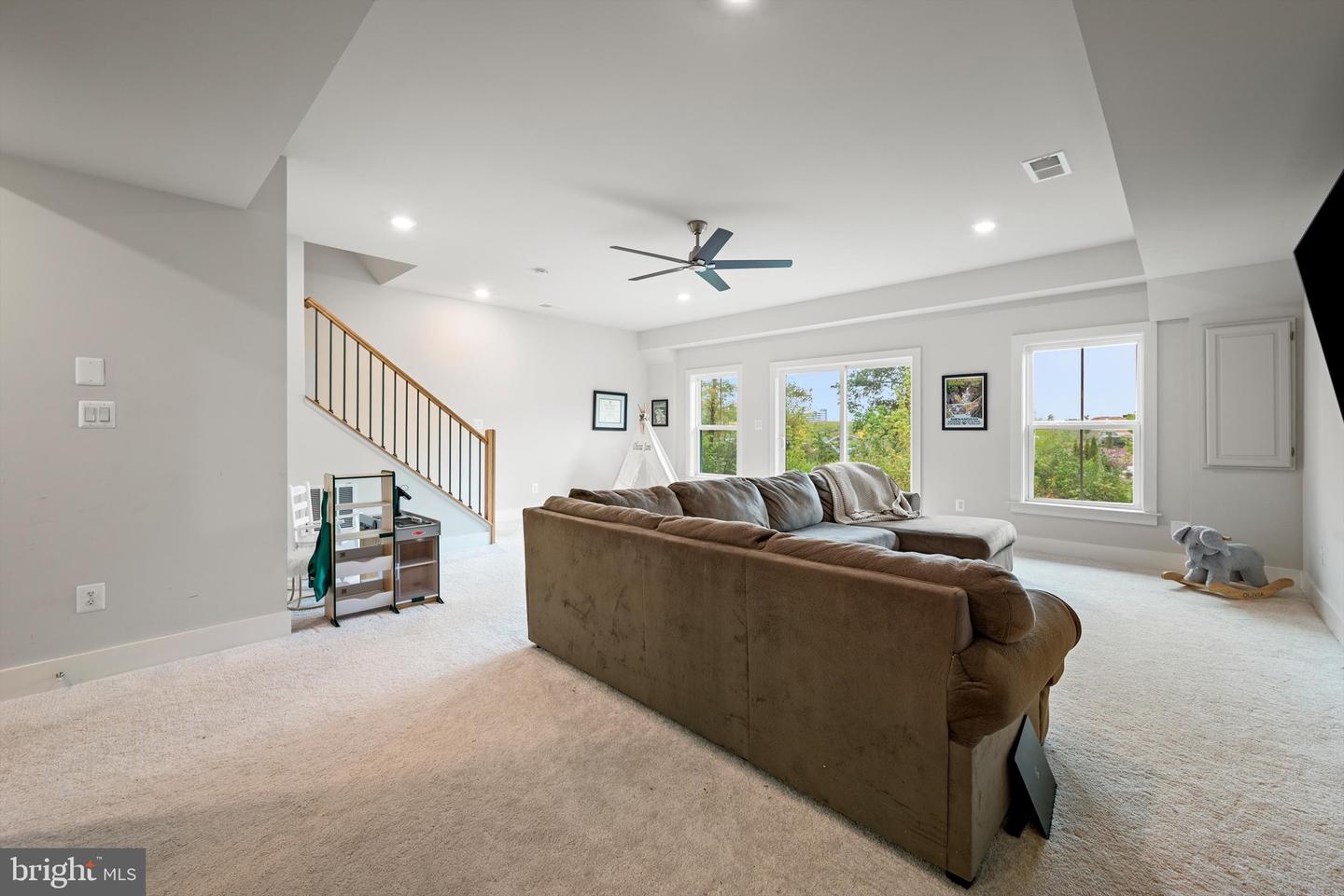 22260 CORNERSTONE CROSSING TER, ASHBURN, Virginia 20148, 3 Bedrooms Bedrooms, ,3 BathroomsBathrooms,Residential,For sale,22260 CORNERSTONE CROSSING TER,VALO2107648 MLS # VALO2107648
