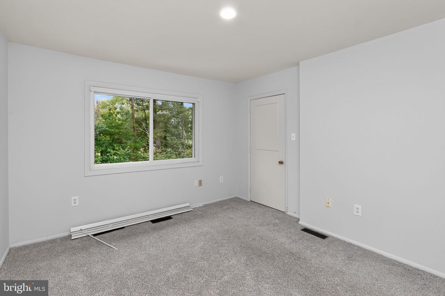 12682 CASTILE CT, WOODBRIDGE, Virginia 22192, 3 Bedrooms Bedrooms, ,1 BathroomBathrooms,Residential,For sale,12682 CASTILE CT,VAPW2104752 MLS # VAPW2104752