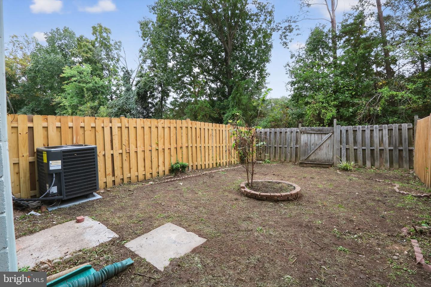 12682 CASTILE CT, WOODBRIDGE, Virginia 22192, 3 Bedrooms Bedrooms, ,1 BathroomBathrooms,Residential,For sale,12682 CASTILE CT,VAPW2104752 MLS # VAPW2104752