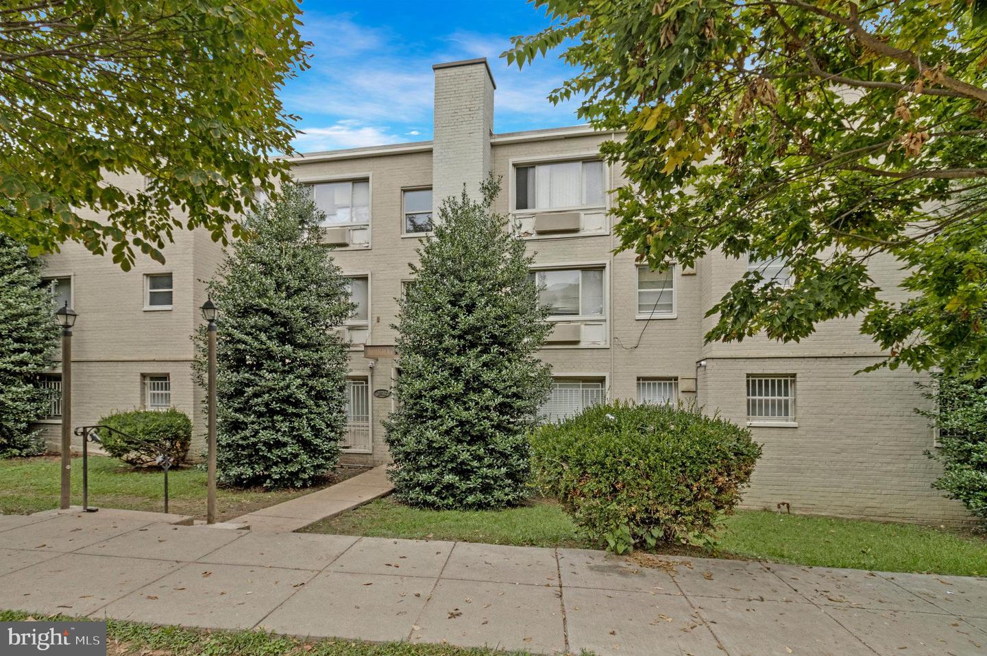 2832 HARTFORD ST SE #104, WASHINGTON, District Of Columbia 20020, 2 Bedrooms Bedrooms, ,1 BathroomBathrooms,Residential,For sale,2832 HARTFORD ST SE #104,DCDC2224268 MLS # DCDC2224268