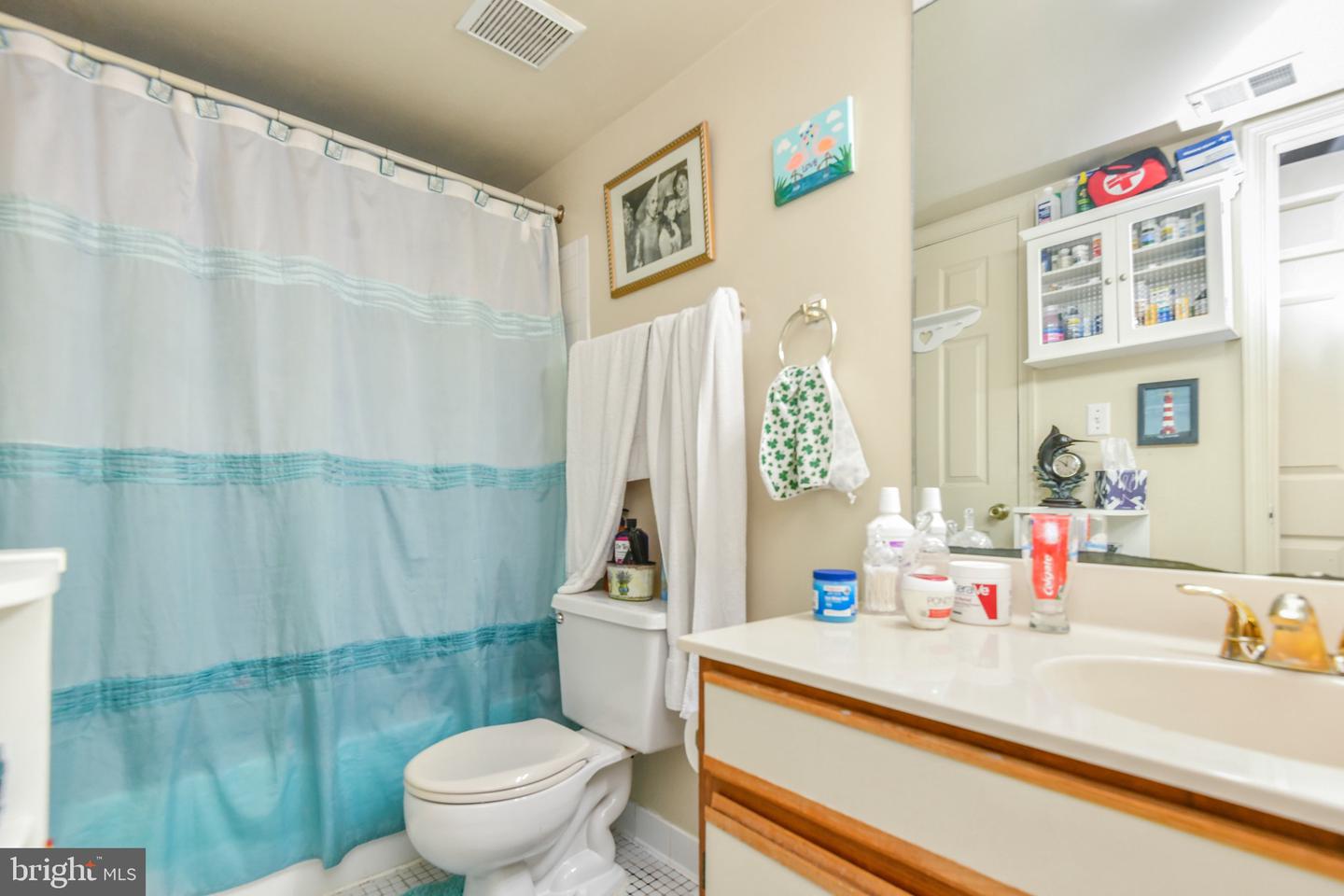 9554 CANNONEER CT #101, MANASSAS, Virginia 20110, 1 Bedroom Bedrooms, ,1 BathroomBathrooms,Residential,For sale,9554 CANNONEER CT #101,VAMN2009394 MLS # VAMN2009394