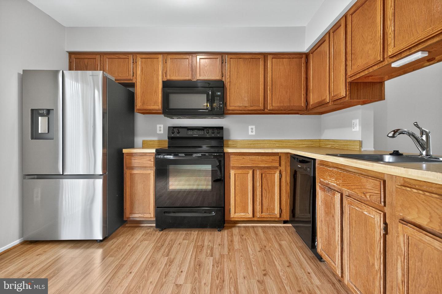 3409 CALEDONIA CIR, WOODBRIDGE, Virginia 22192, 3 Bedrooms Bedrooms, ,2 BathroomsBathrooms,Residential,For sale,3409 CALEDONIA CIR,VAPW2104854 MLS # VAPW2104854
