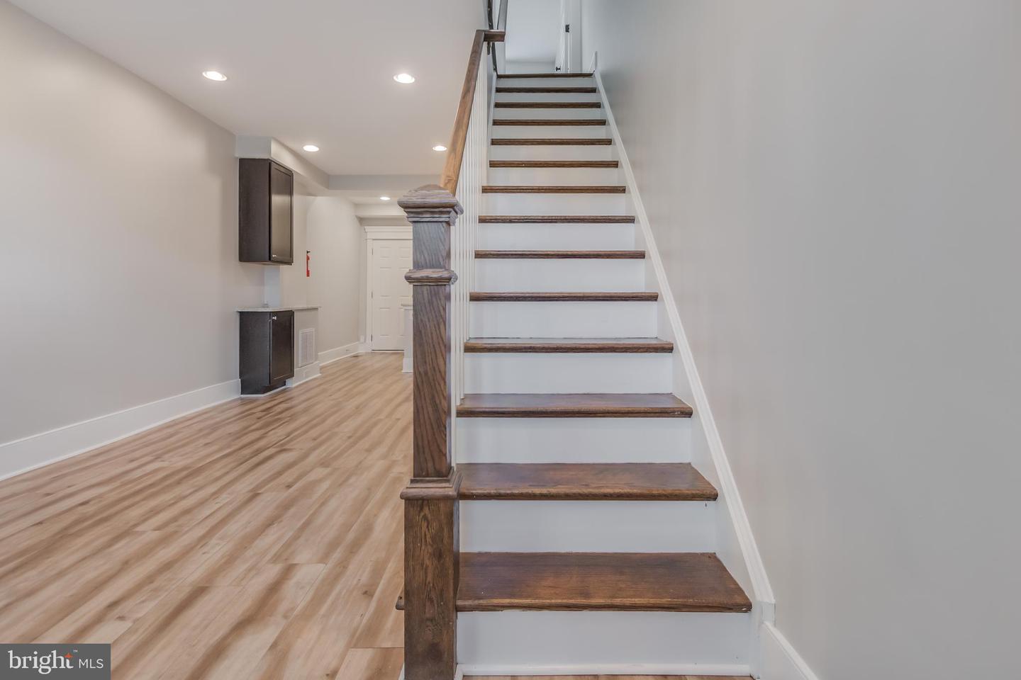 635 20TH ST NE, WASHINGTON, District Of Columbia 20002, 2 Bedrooms Bedrooms, ,1 BathroomBathrooms,Residential,For sale,635 20TH ST NE,DCDC2224844 MLS # DCDC2224844
