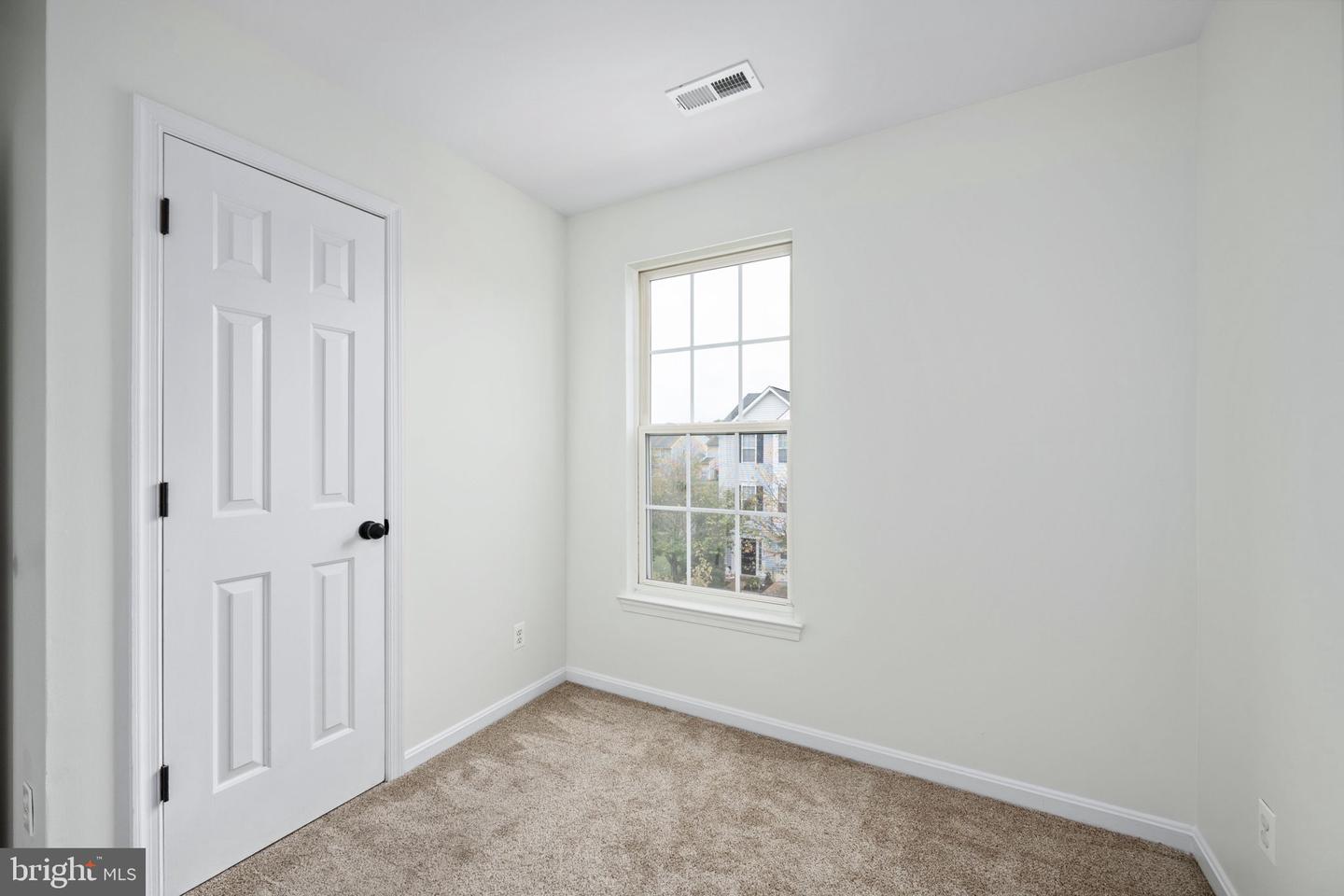 10028 GANDER CT, FREDERICKSBURG, Virginia 22407, 3 Bedrooms Bedrooms, ,2 BathroomsBathrooms,Residential,For sale,10028 GANDER CT,VASP2036510 MLS # VASP2036510