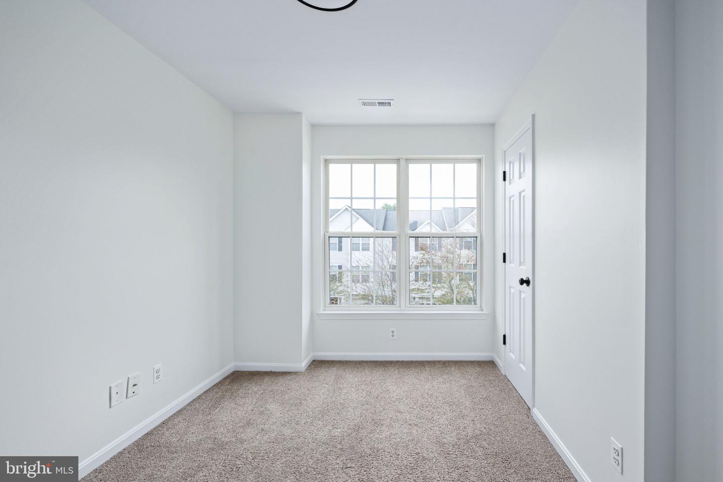 10028 GANDER CT, FREDERICKSBURG, Virginia 22407, 3 Bedrooms Bedrooms, ,2 BathroomsBathrooms,Residential,For sale,10028 GANDER CT,VASP2036510 MLS # VASP2036510