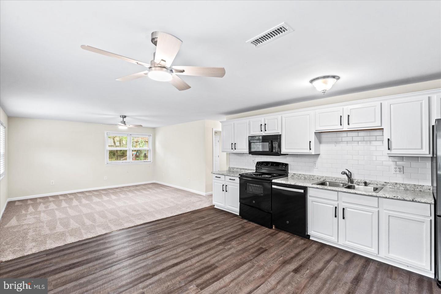 218 CIRCLE LN, COLONIAL BEACH, Virginia 22443, 3 Bedrooms Bedrooms, ,2 BathroomsBathrooms,Residential,For sale,218 CIRCLE LN,VAWE2009832 MLS # VAWE2009832