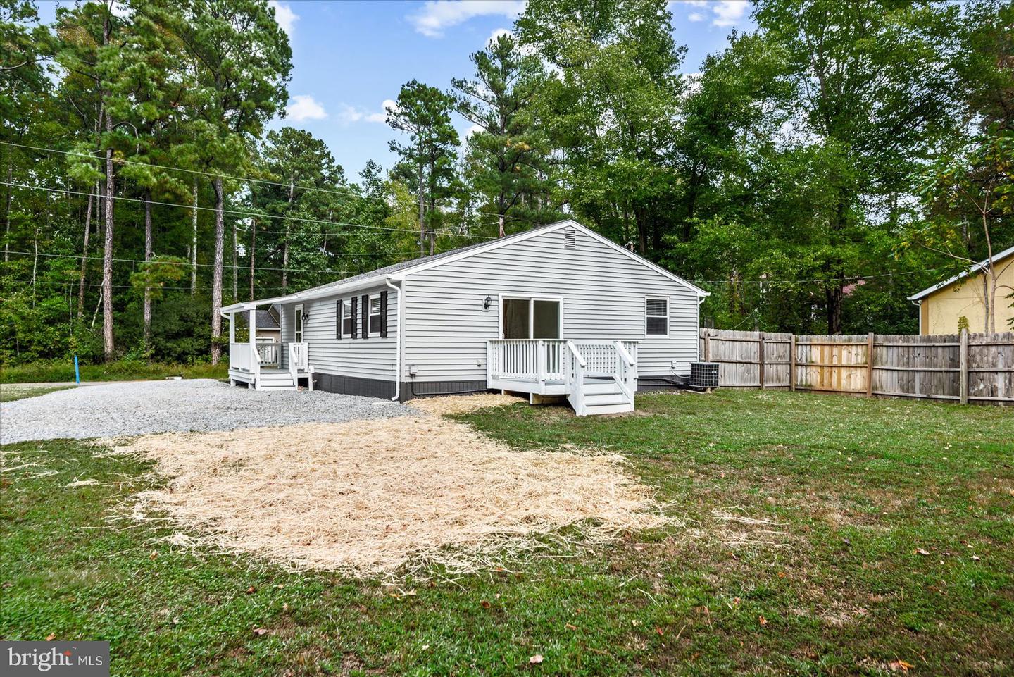 218 CIRCLE LN, COLONIAL BEACH, Virginia 22443, 3 Bedrooms Bedrooms, ,2 BathroomsBathrooms,Residential,For sale,218 CIRCLE LN,VAWE2009832 MLS # VAWE2009832
