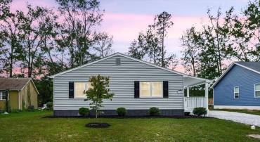 218 CIRCLE LN, COLONIAL BEACH, Virginia 22443, 3 Bedrooms Bedrooms, ,2 BathroomsBathrooms,Residential,For sale,218 CIRCLE LN,VAWE2009832 MLS # VAWE2009832